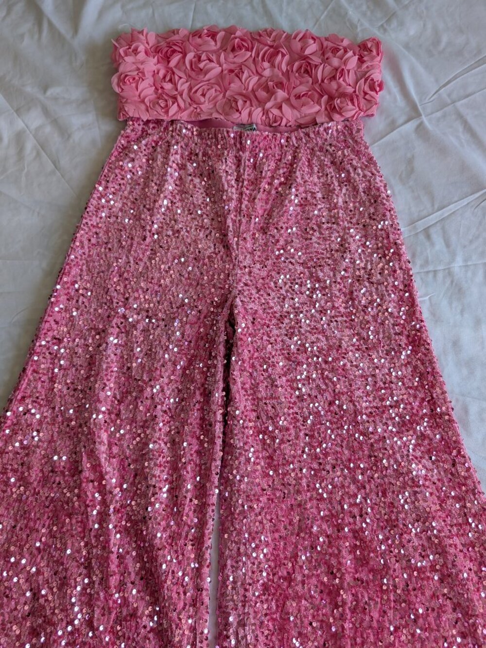NOYIVA stretchy Pink Flower crop top & sequinned wide leg pants. XXL